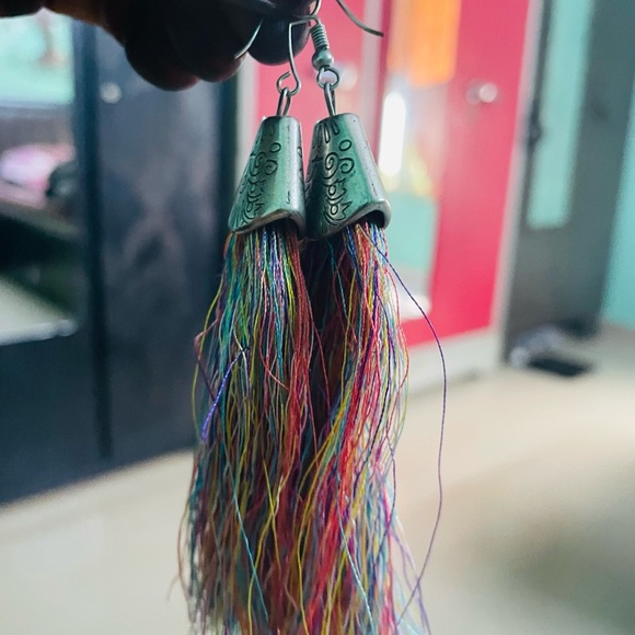 Beautiful earrings never used - Picture 4 of 6